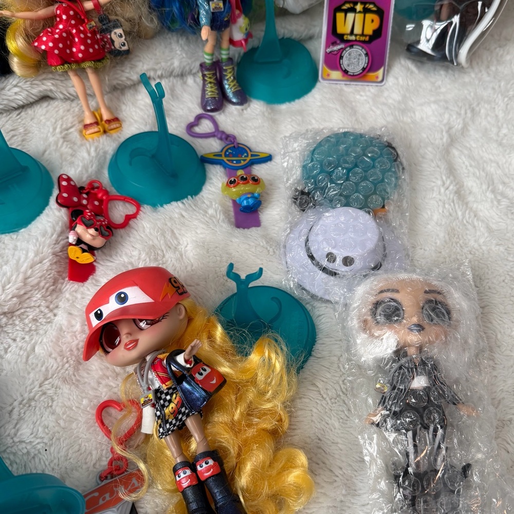 Disney Doorables Adoorbs dolls. Series 1 with the 3 mystery and Stitch doll. - Picture 9 of 15